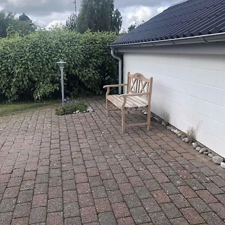 Cosy For 6 Near Beachsea Skovbyballe