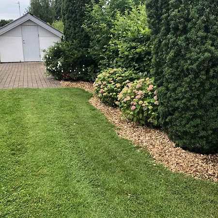 Cosy For 6 Near Beachsea *