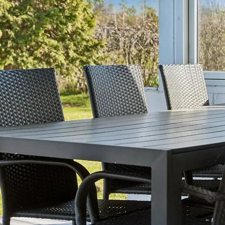 Holiday home Cosy For 6 Near Beachsea Skovbyballe